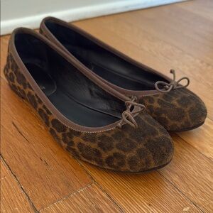 Saint Laurent Leopard Print Suede Ballet Flats - Brown